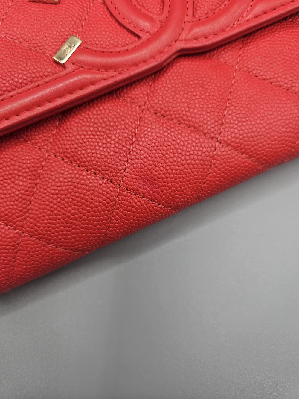❤️Caviar Quilted Large Filigree Gusset Flap Wallet Red❤️